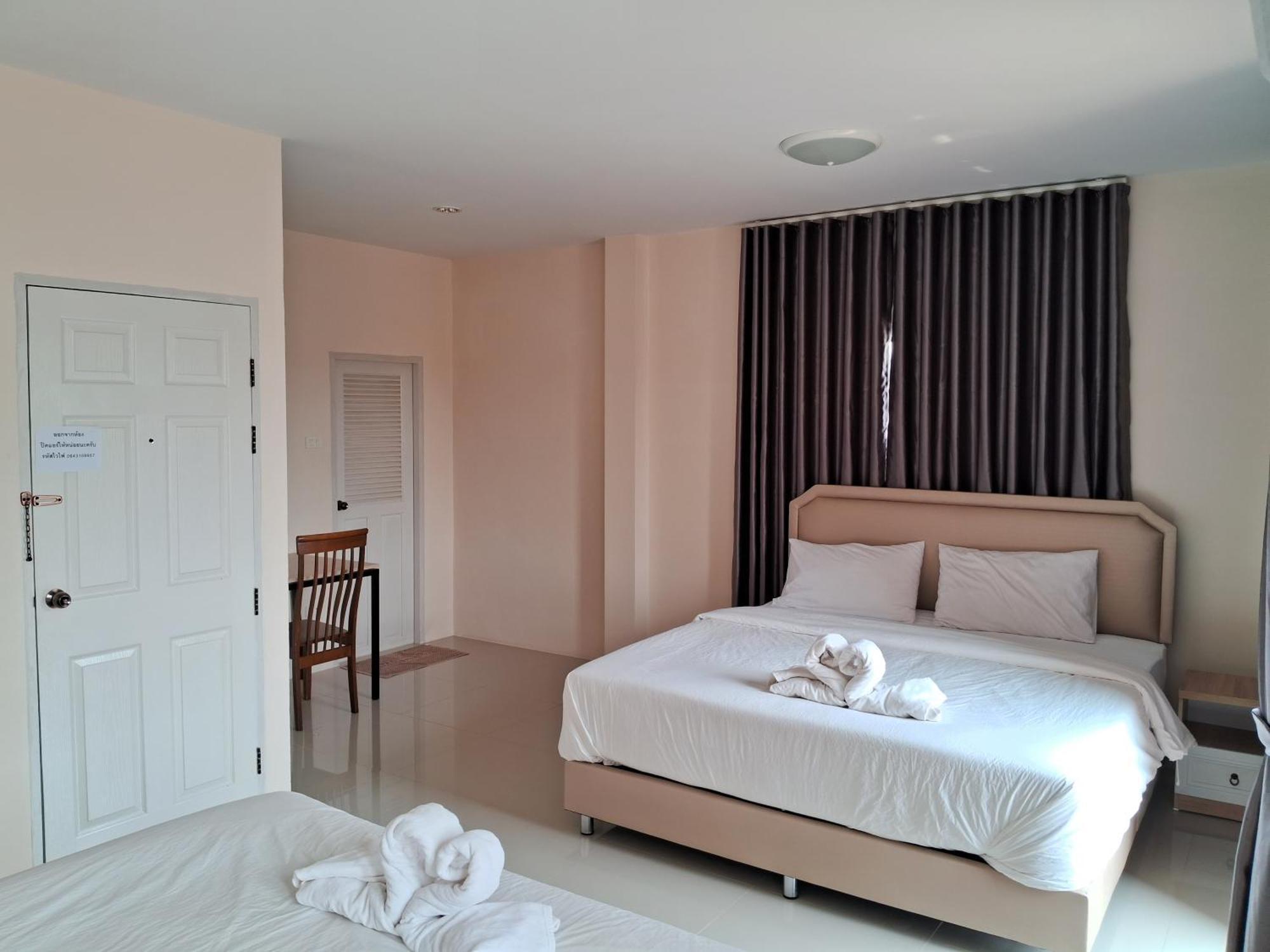เคทู เกสเฮาส์ Hotel Chonburi Bagian luar foto