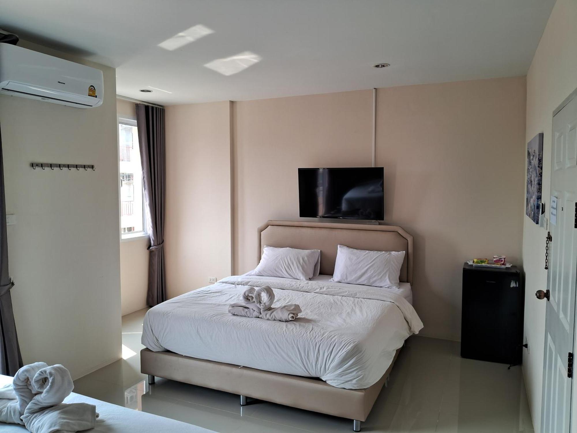 เคทู เกสเฮาส์ Hotel Chonburi Bagian luar foto