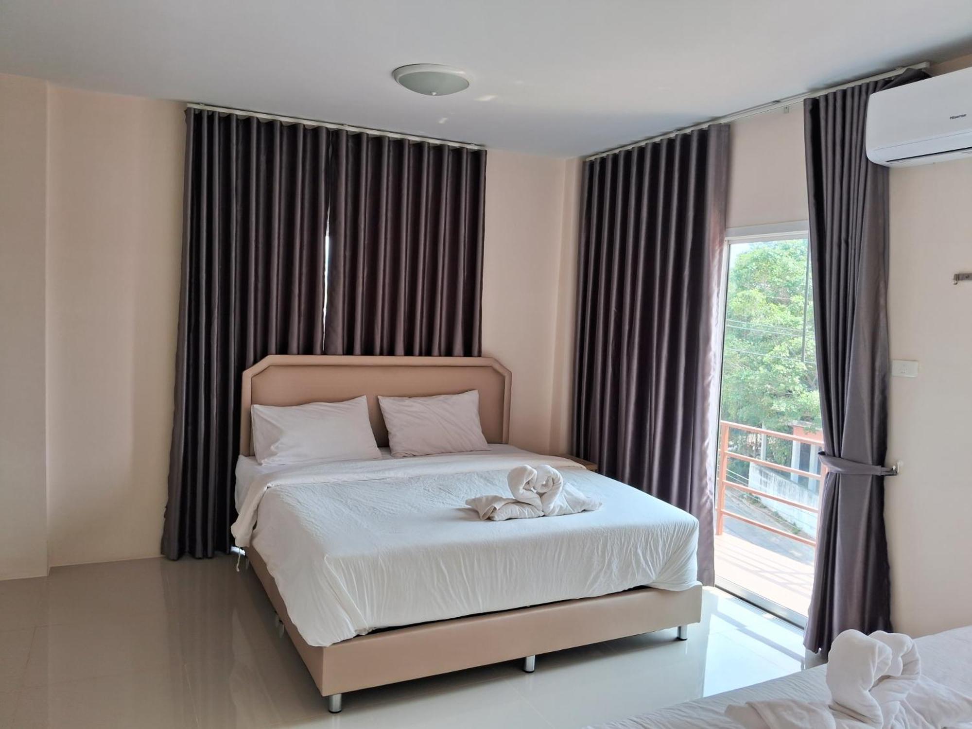 เคทู เกสเฮาส์ Hotel Chonburi Bagian luar foto