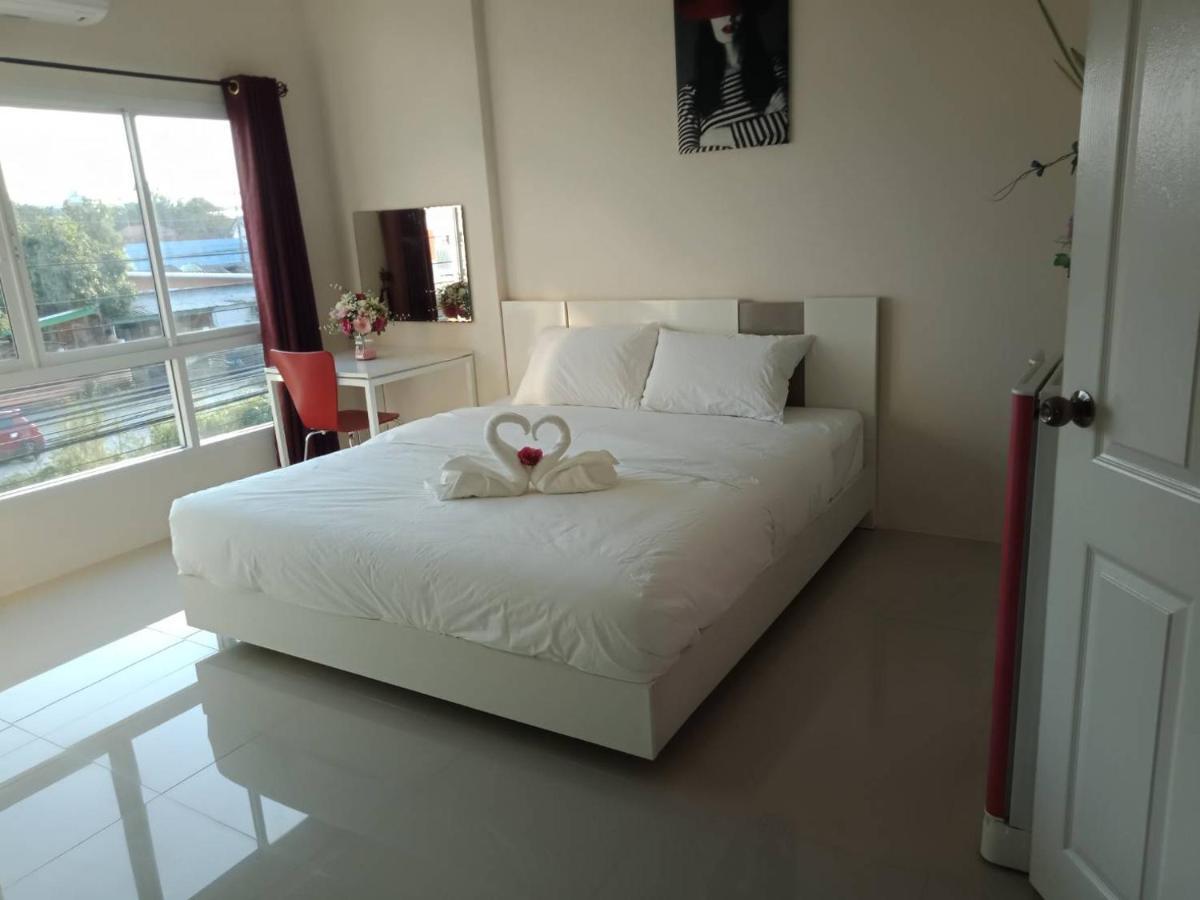 เคทู เกสเฮาส์ Hotel Chonburi Bagian luar foto
